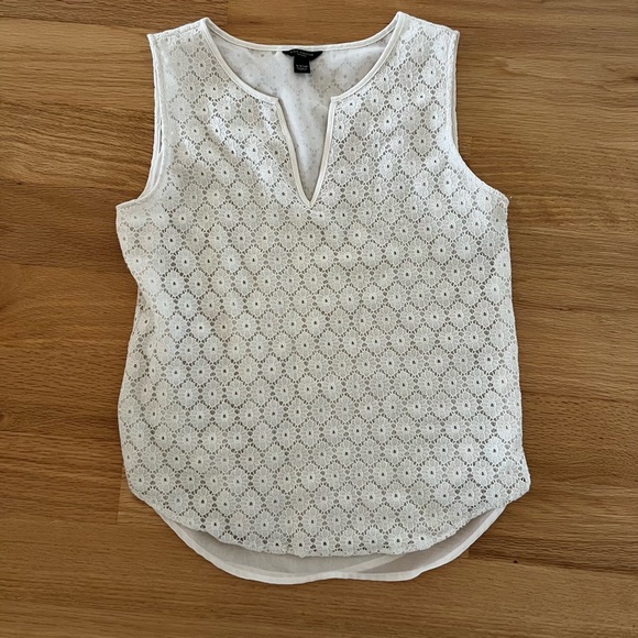 Petite XXS Ann Taylor Lace Top - Picture 1 of 4